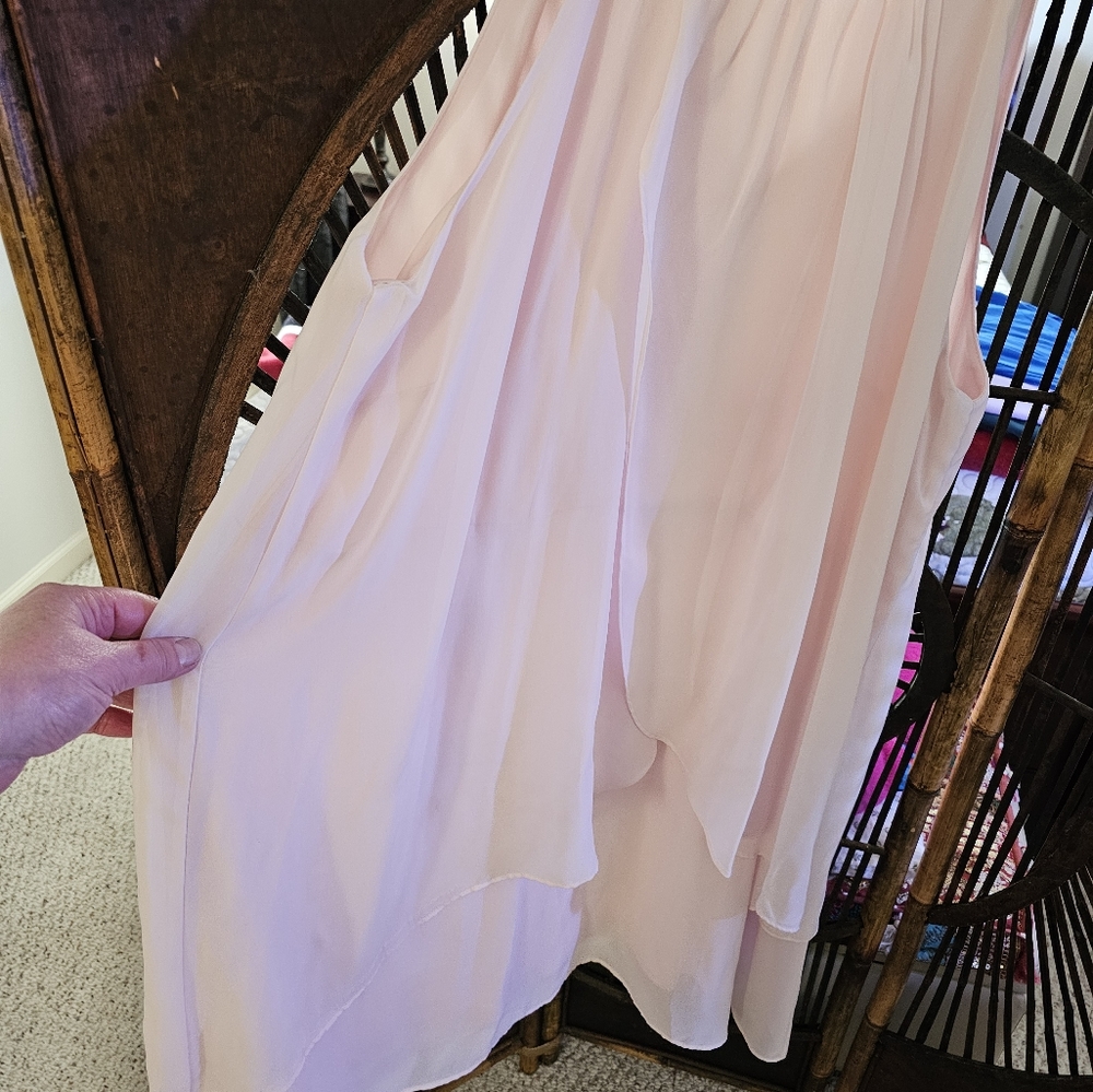Established 1952, size 22, peach color